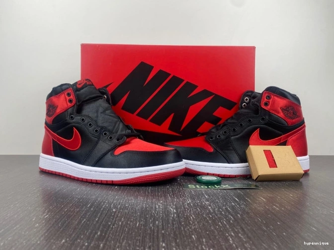 HYPE FD4810-061 Jordan WMNS 1 High Satin Air Bred OG 0709